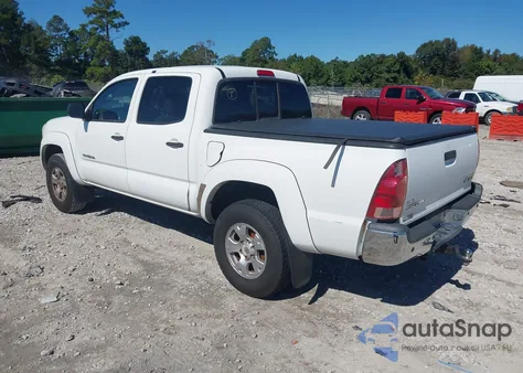 2006 Toyota Tacoma Prerunner V6 z USA, uszkodzony, nr VIN 3TMJU62N66M010865